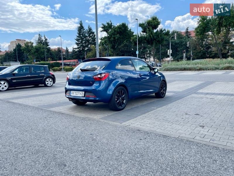 Хэтчбек SEAT Ibiza 2015 в Львове