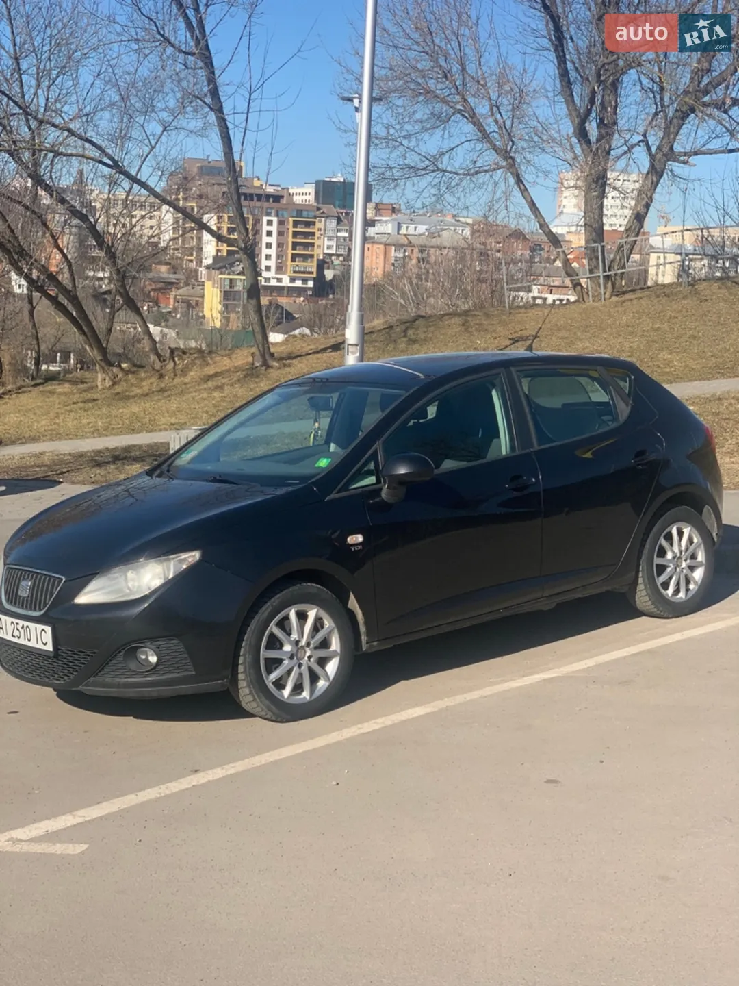 2011 SEAT Ibiza - мініатюра 2