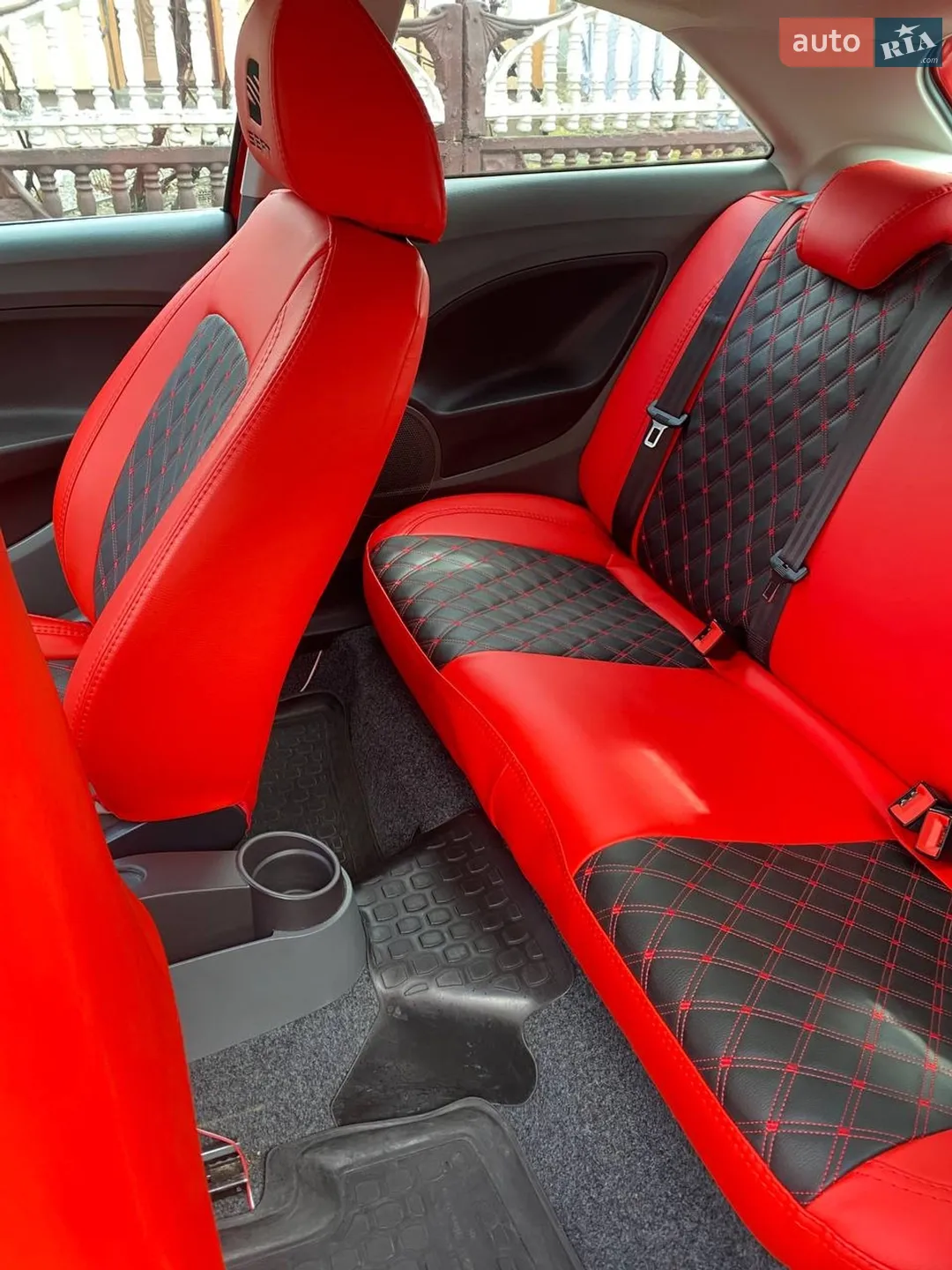 2010 SEAT Ibiza - мініатюра 16