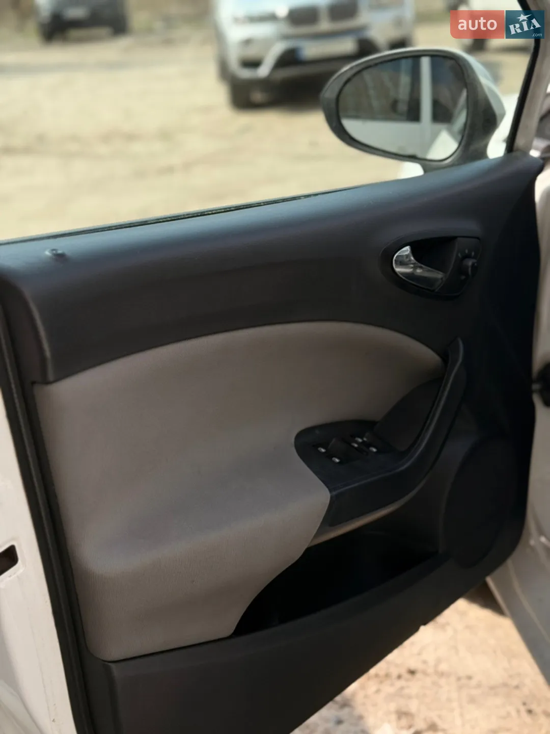 2013 SEAT Ibiza - мініатюра 14