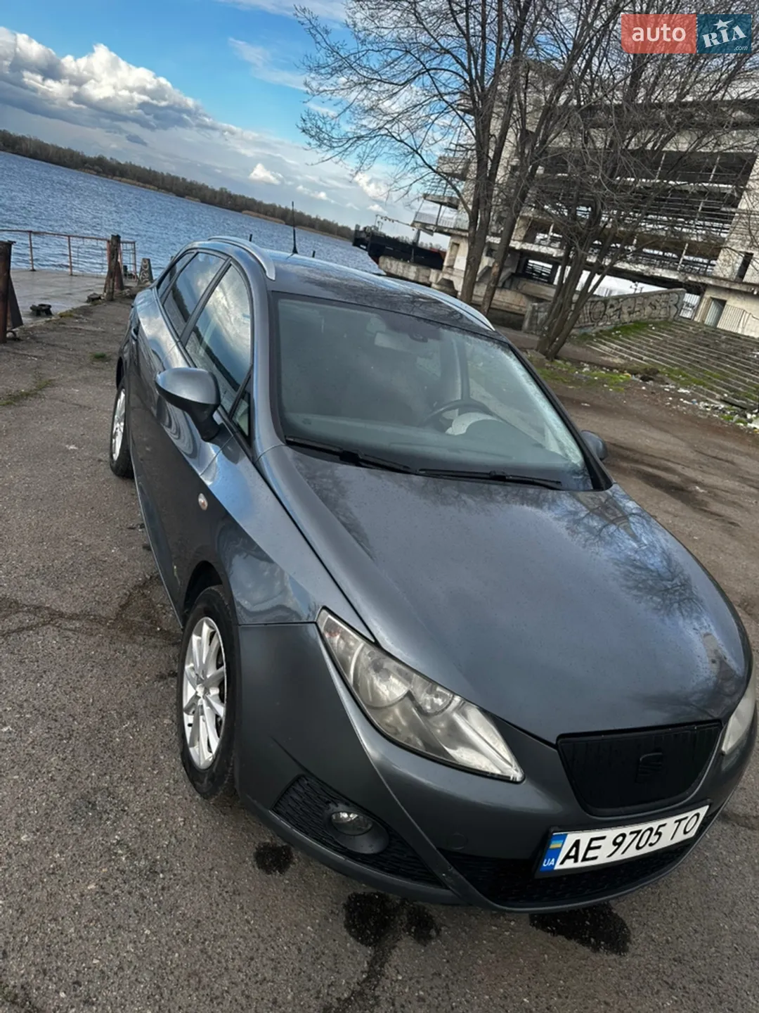 2011 SEAT Ibiza - мініатюра 2