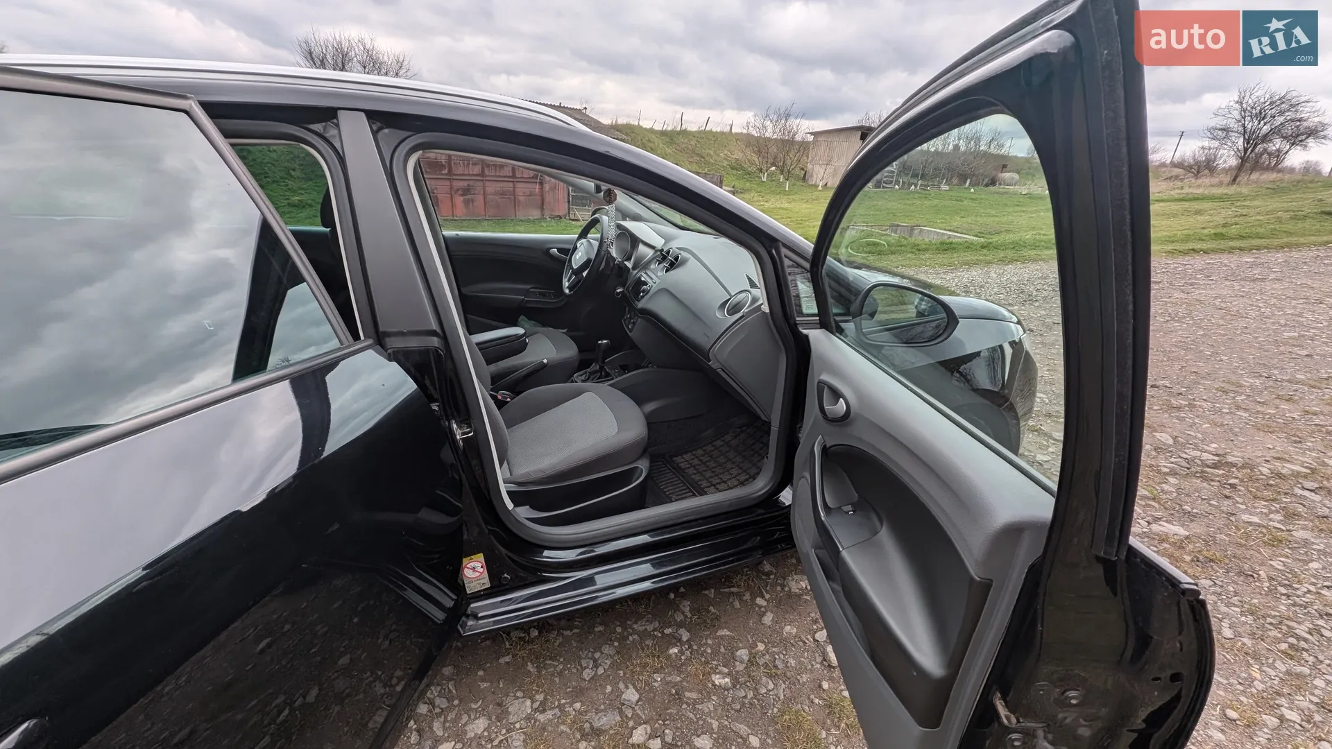 2011 SEAT Ibiza - мініатюра 4