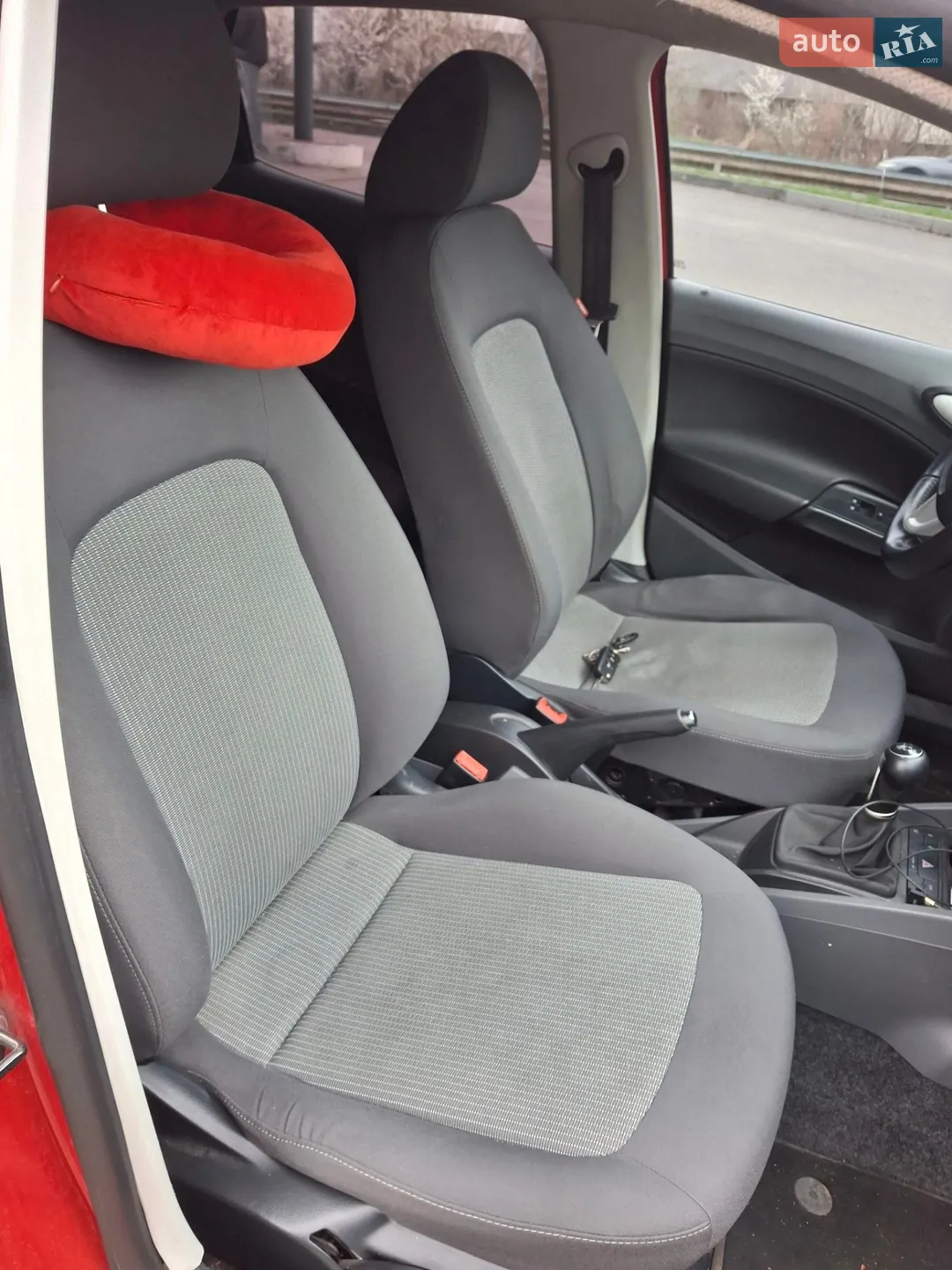 2010 SEAT Ibiza - мініатюра 8