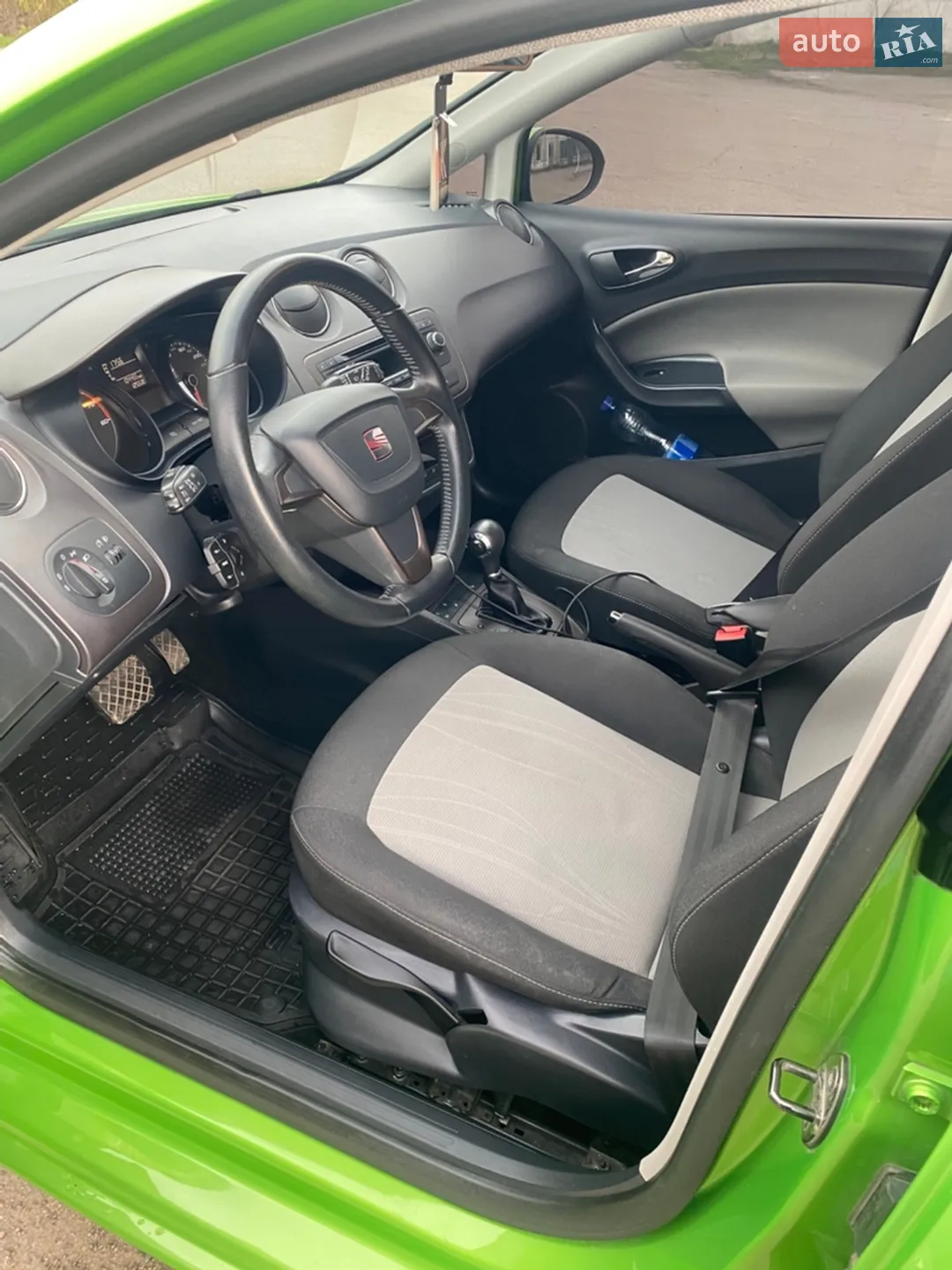 2013 SEAT Ibiza - мініатюра 12