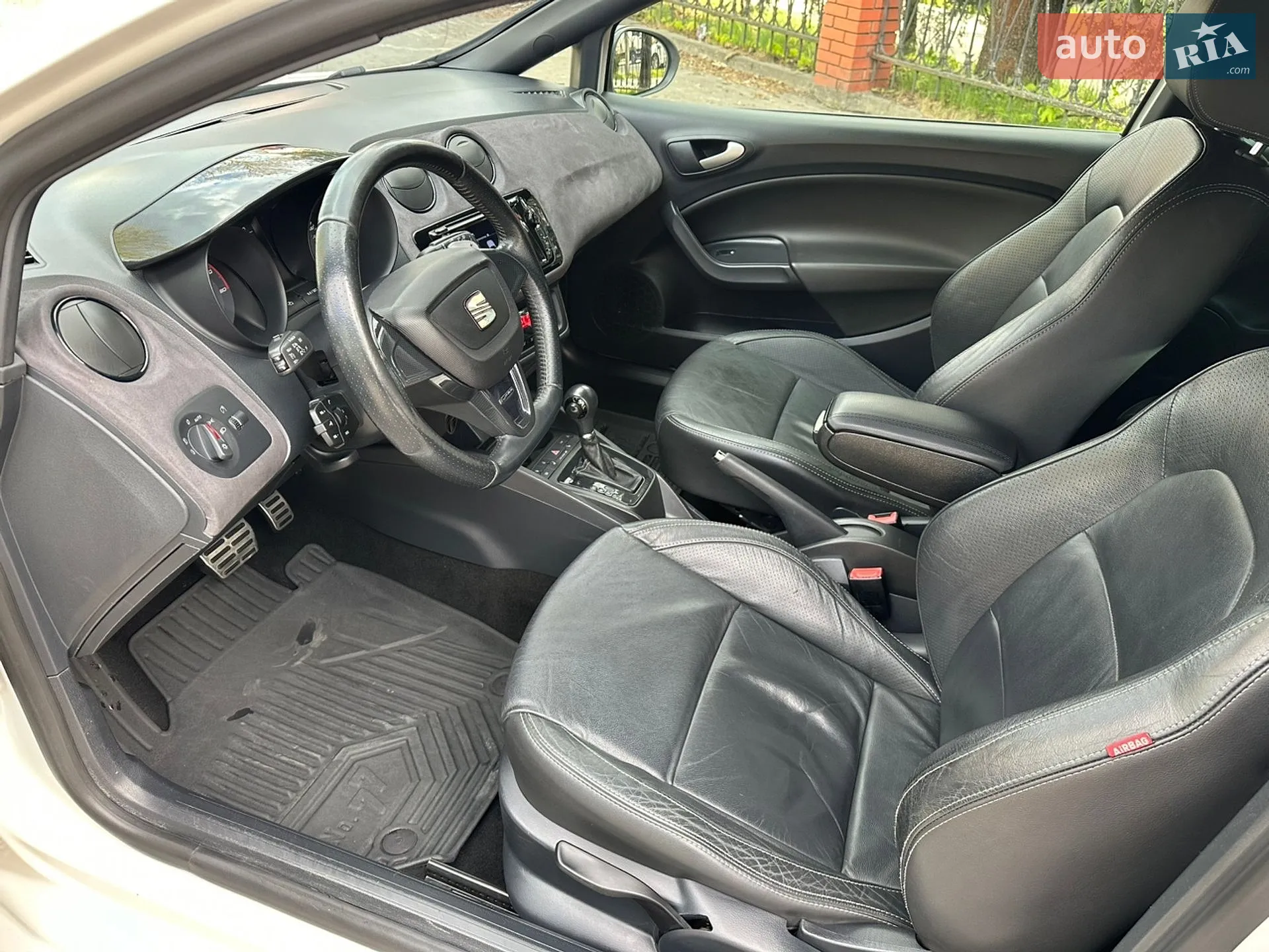 2011 SEAT Ibiza - мініатюра 7