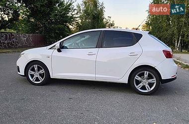 Хетчбек SEAT Ibiza 2010 в Чернігові