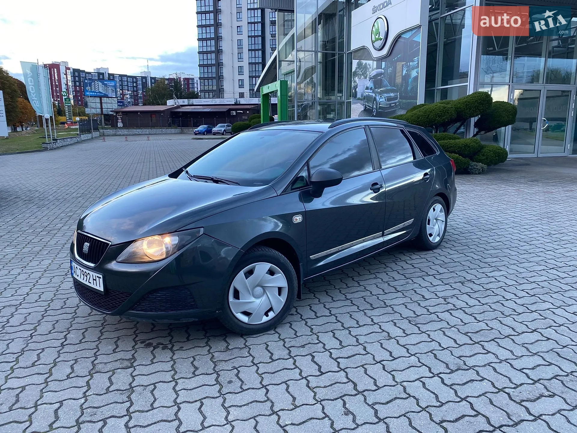 2011 SEAT Ibiza - мініатюра 4