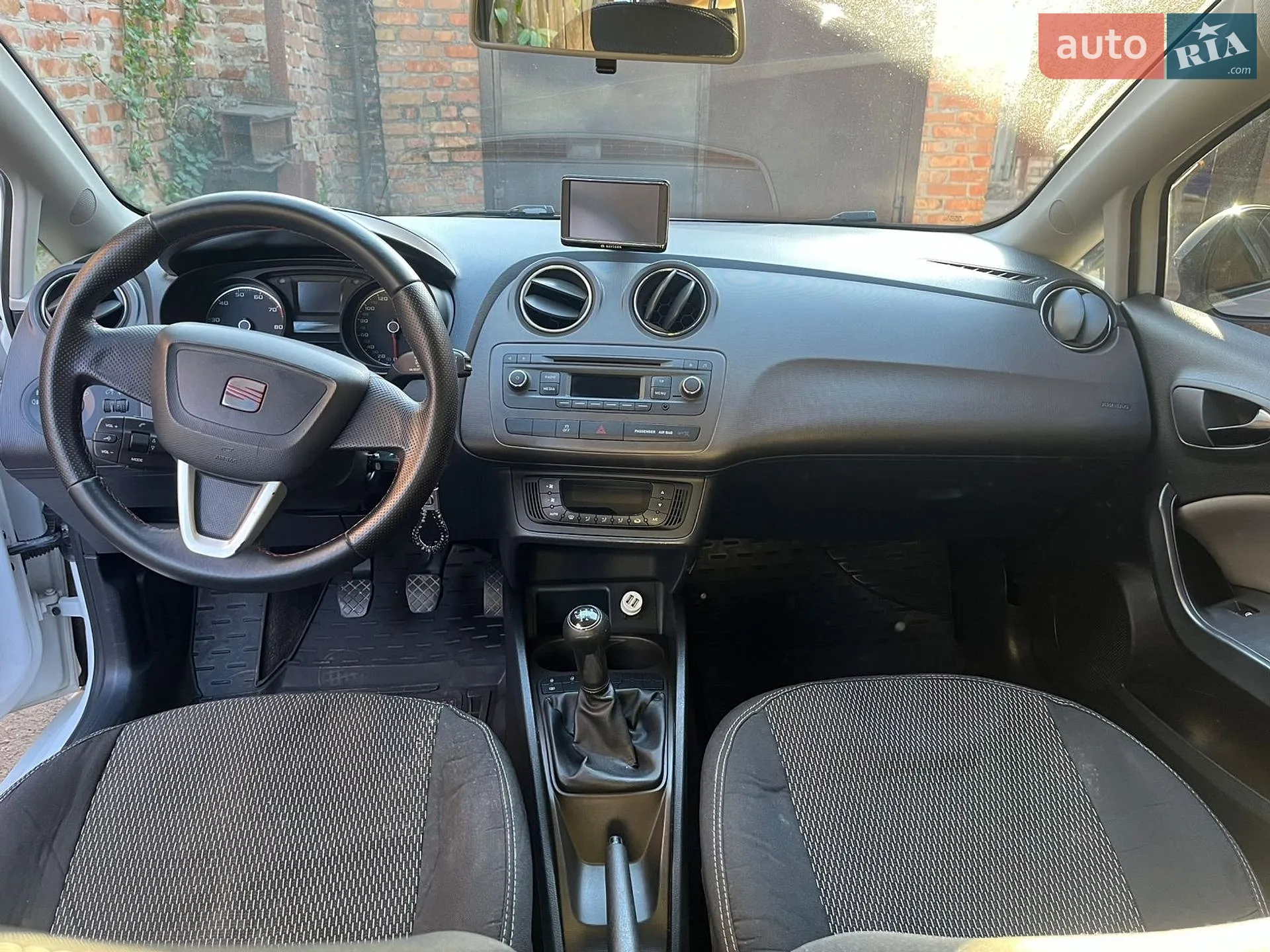 2013 SEAT Ibiza - мініатюра 8