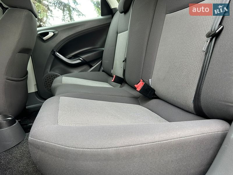 Универсал SEAT Ibiza 2011 в Ровно