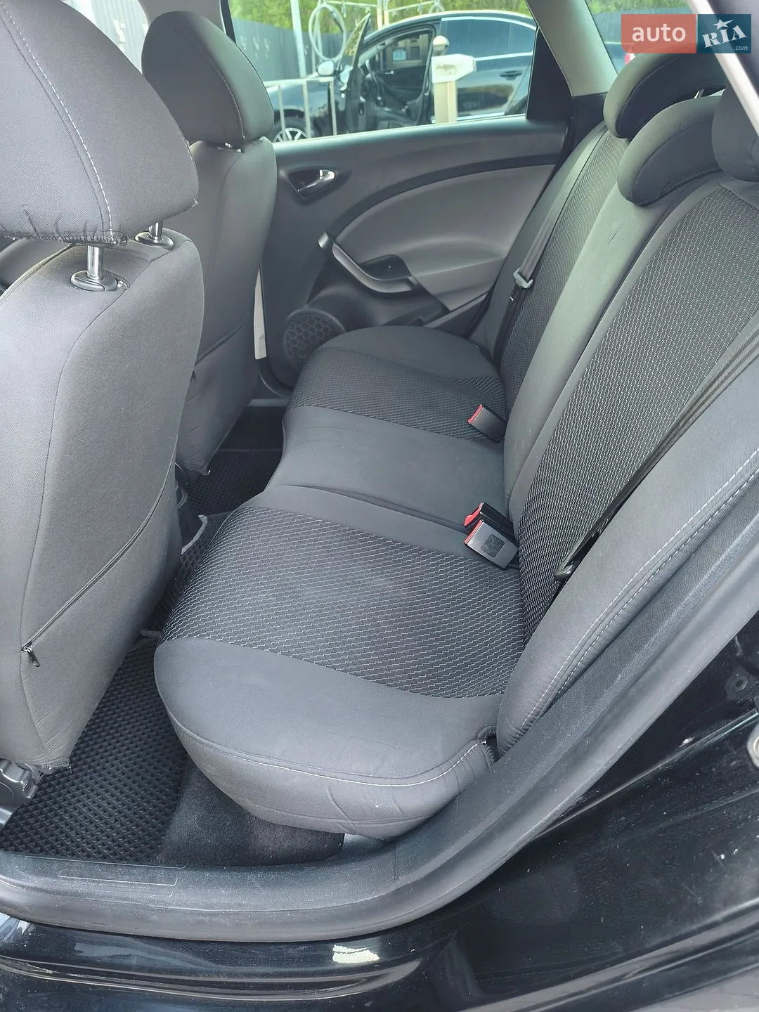 2012 SEAT Ibiza - мініатюра 7