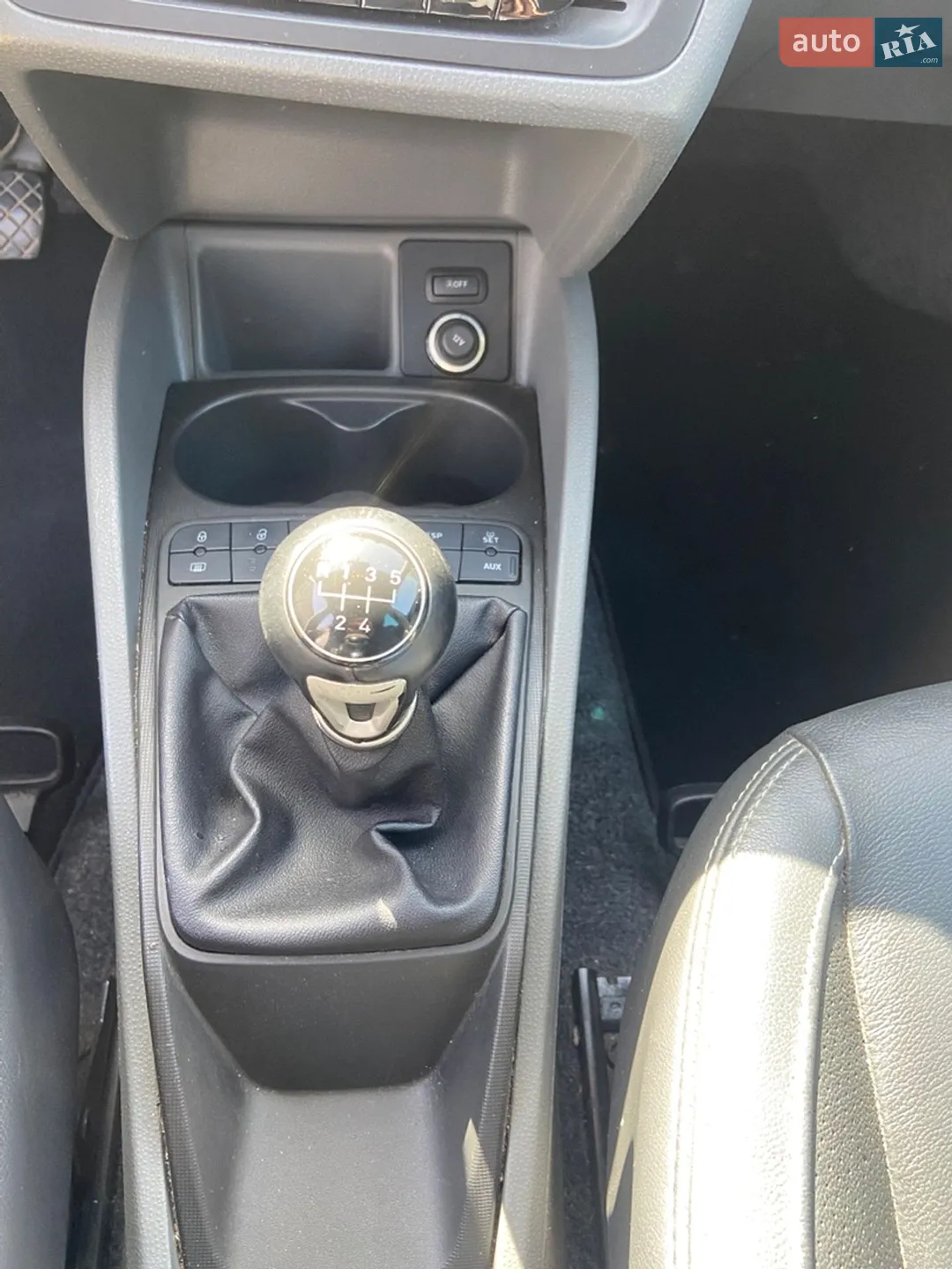 2011 SEAT Ibiza - мініатюра 10