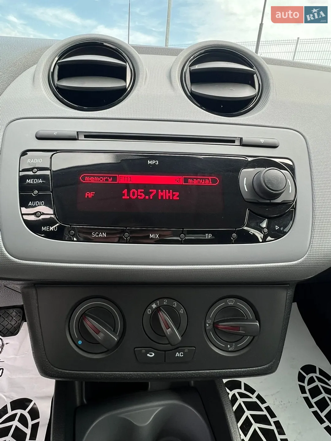 2012 SEAT Ibiza - мініатюра 37