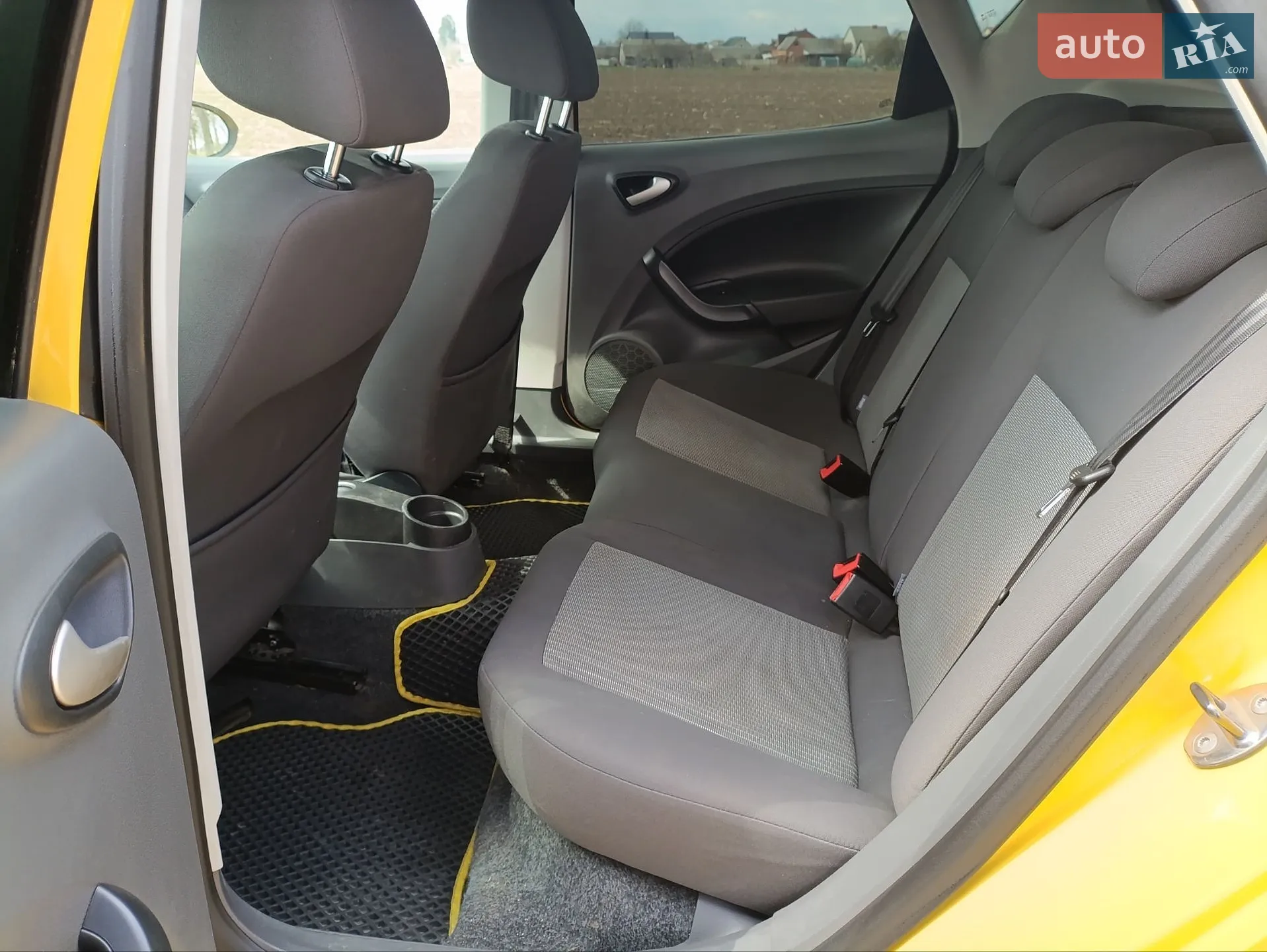 2011 SEAT Ibiza - мініатюра 11
