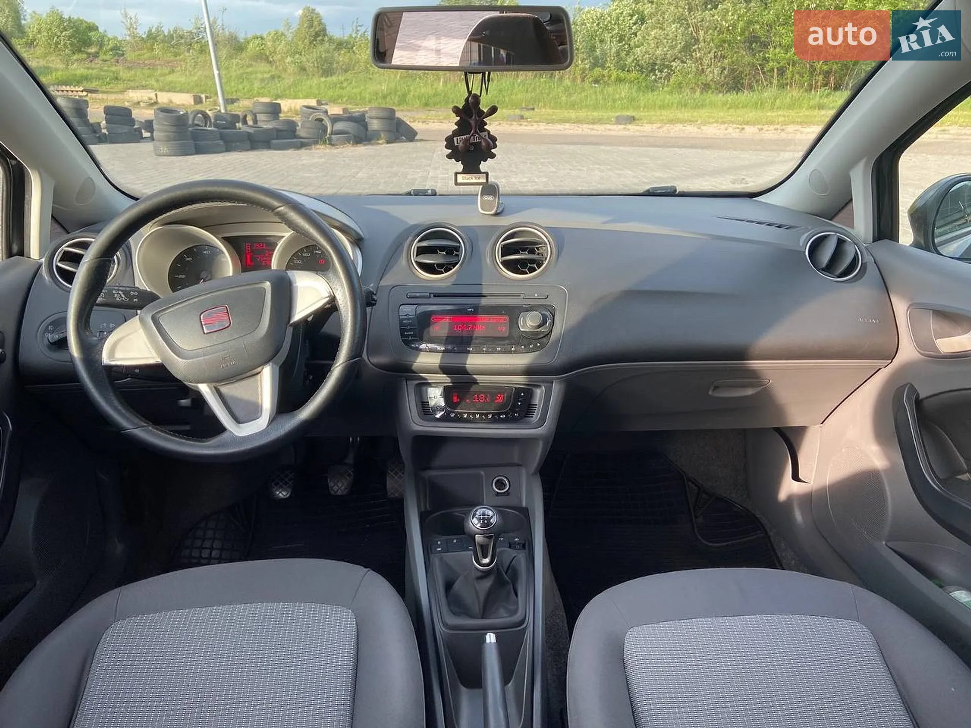 2010 SEAT Ibiza - мініатюра 8