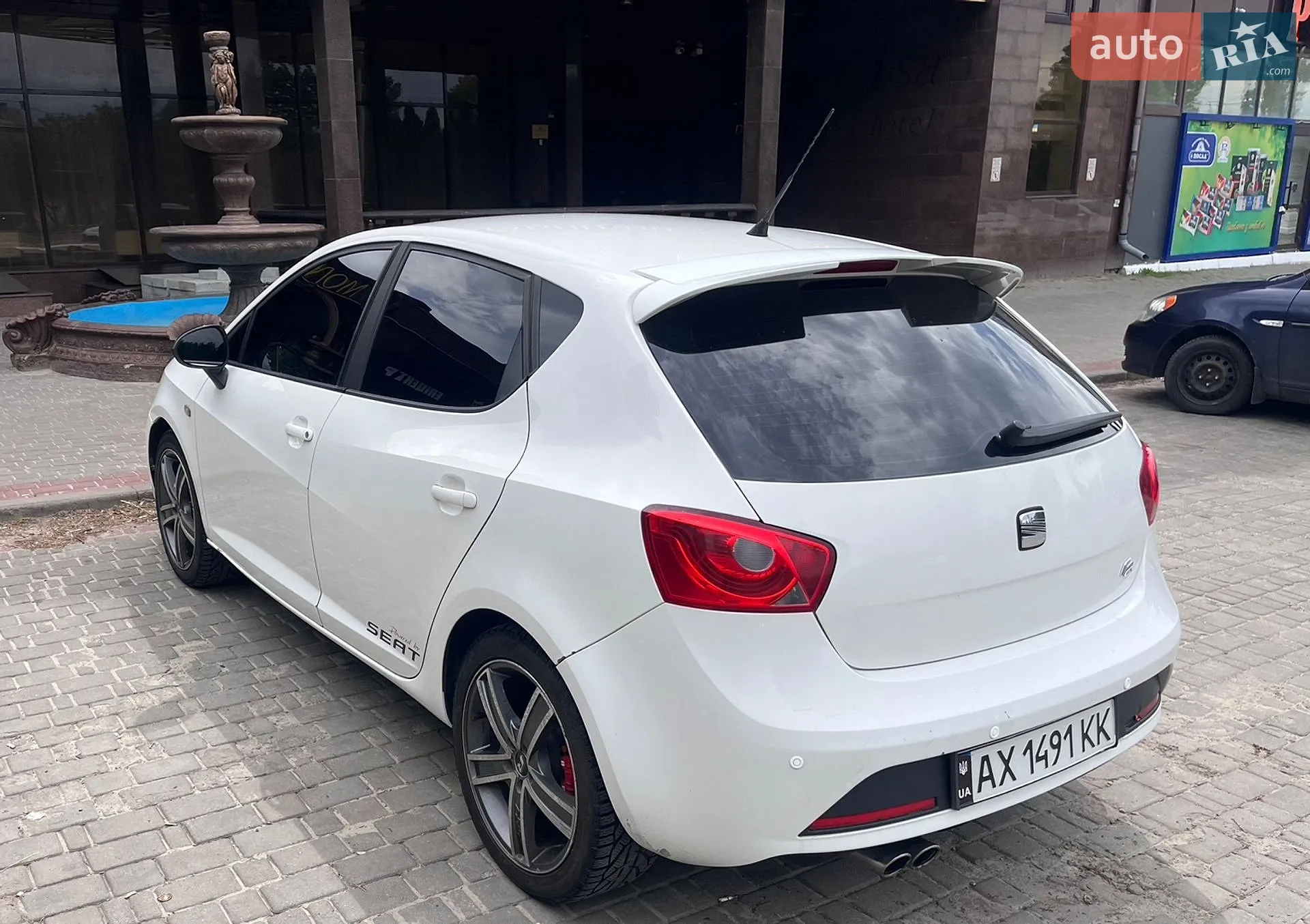 2010 SEAT Ibiza - мініатюра 18