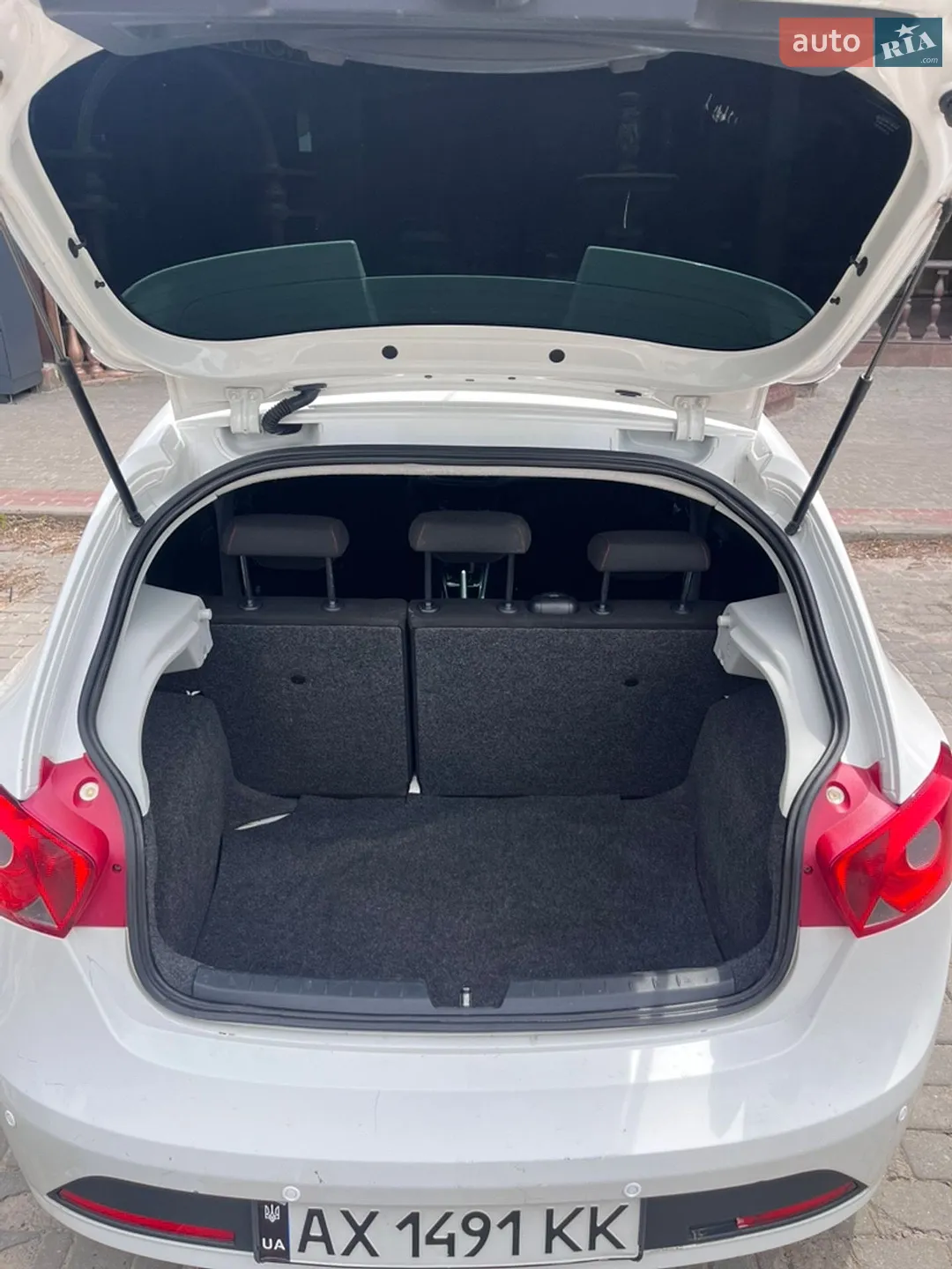 2010 SEAT Ibiza - мініатюра 37