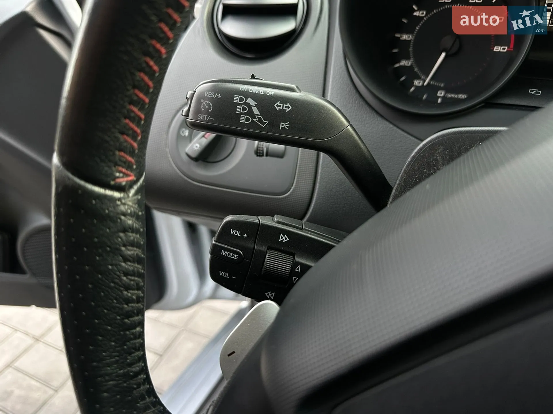2010 SEAT Ibiza - мініатюра 38