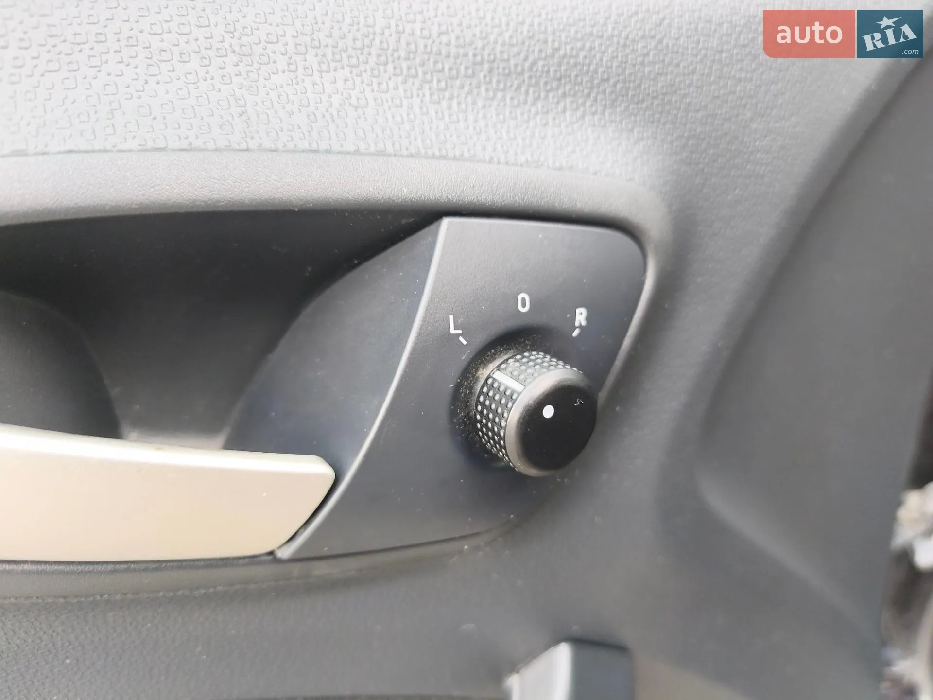 2012 SEAT Ibiza - мініатюра 25