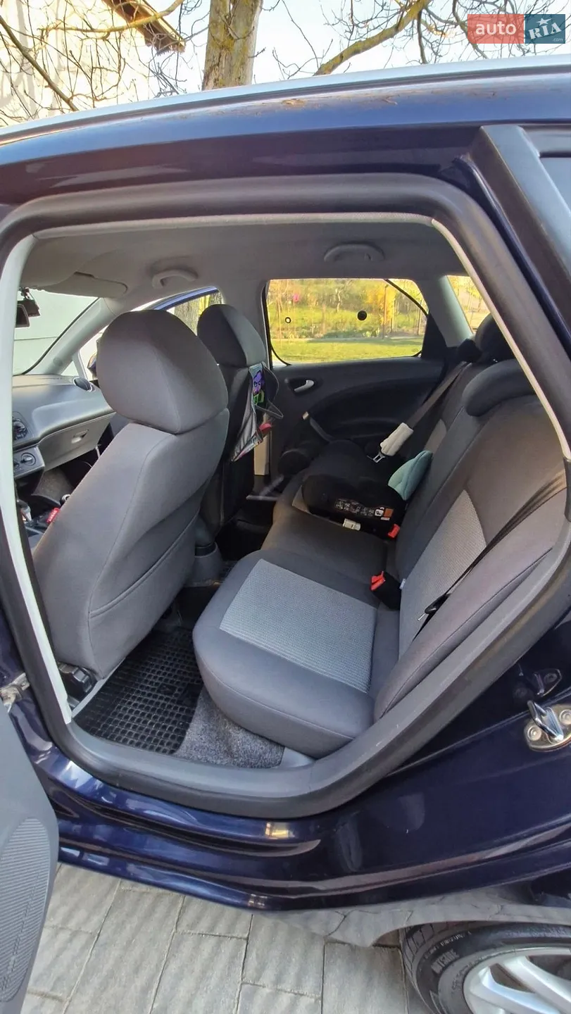 2010 SEAT Ibiza - мініатюра 15