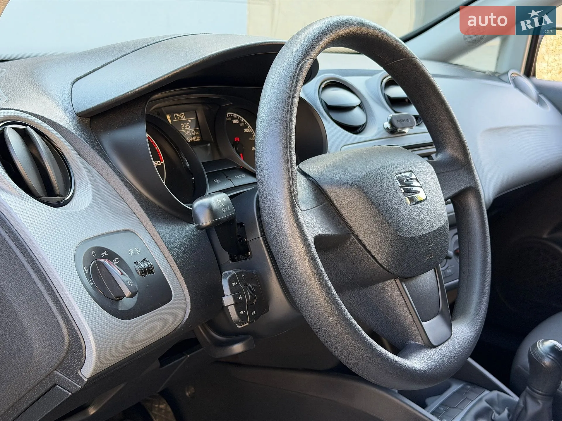 2015 SEAT Ibiza - мініатюра 37