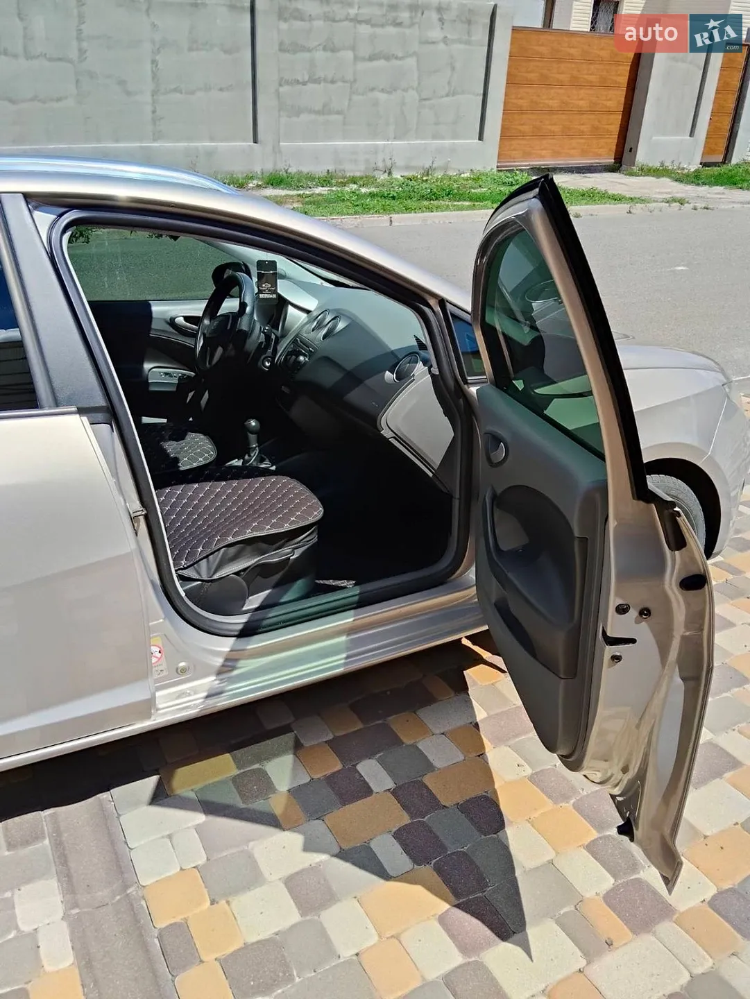 2012 SEAT Ibiza - мініатюра 12
