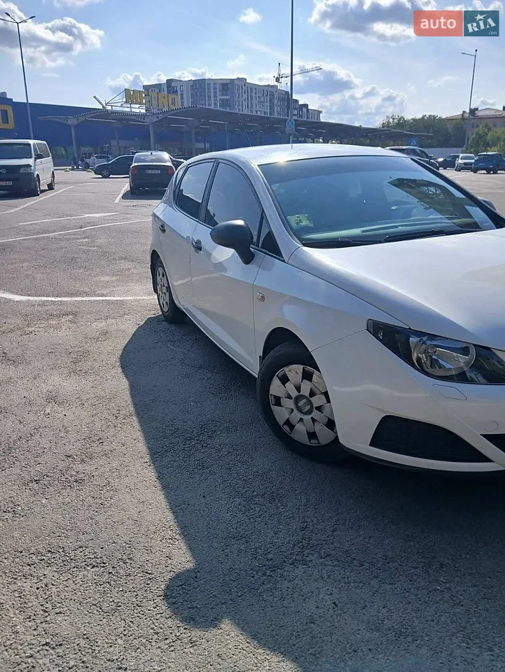 2011 SEAT Ibiza - мініатюра 17