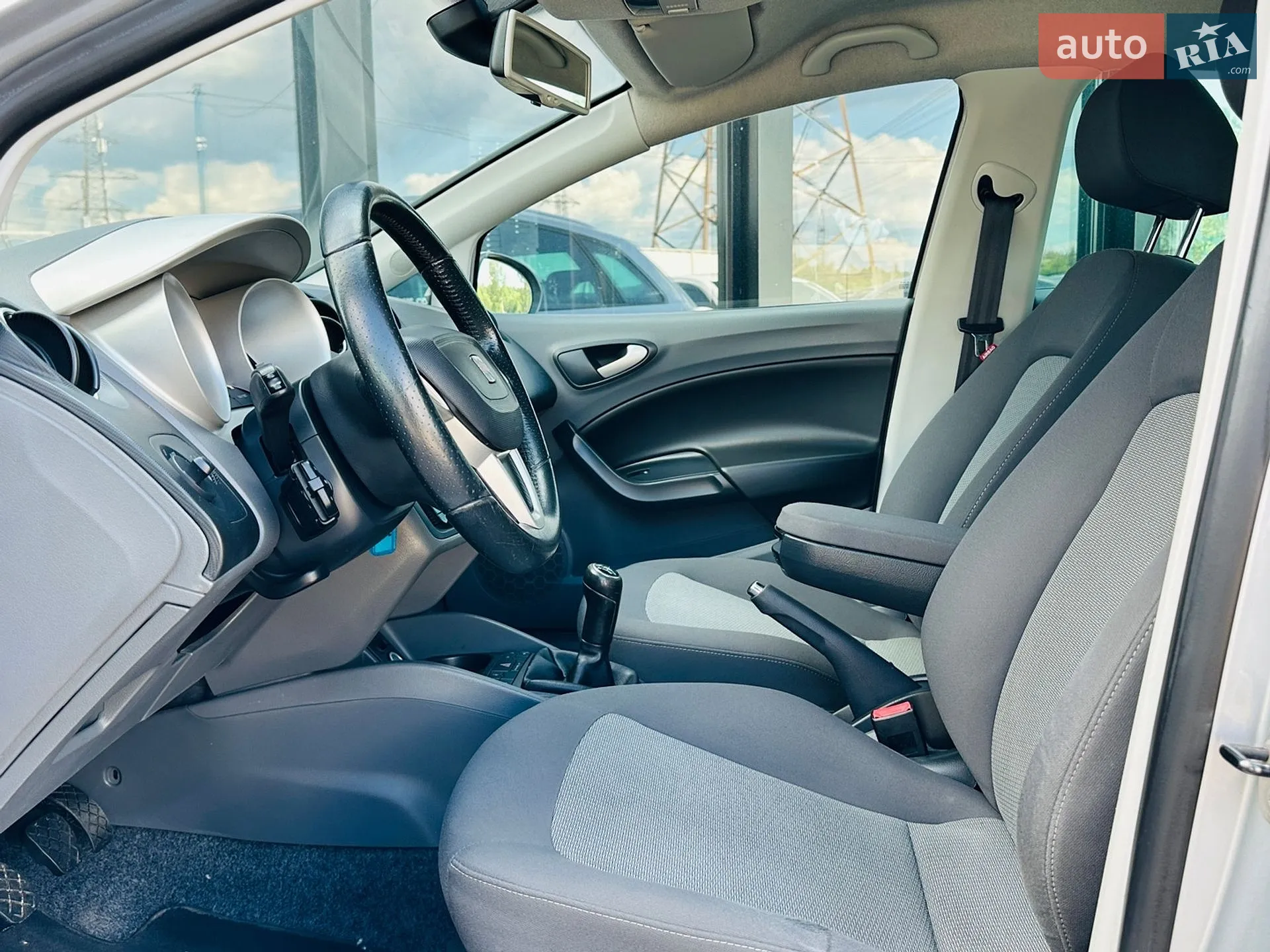 2011 SEAT Ibiza - мініатюра 15