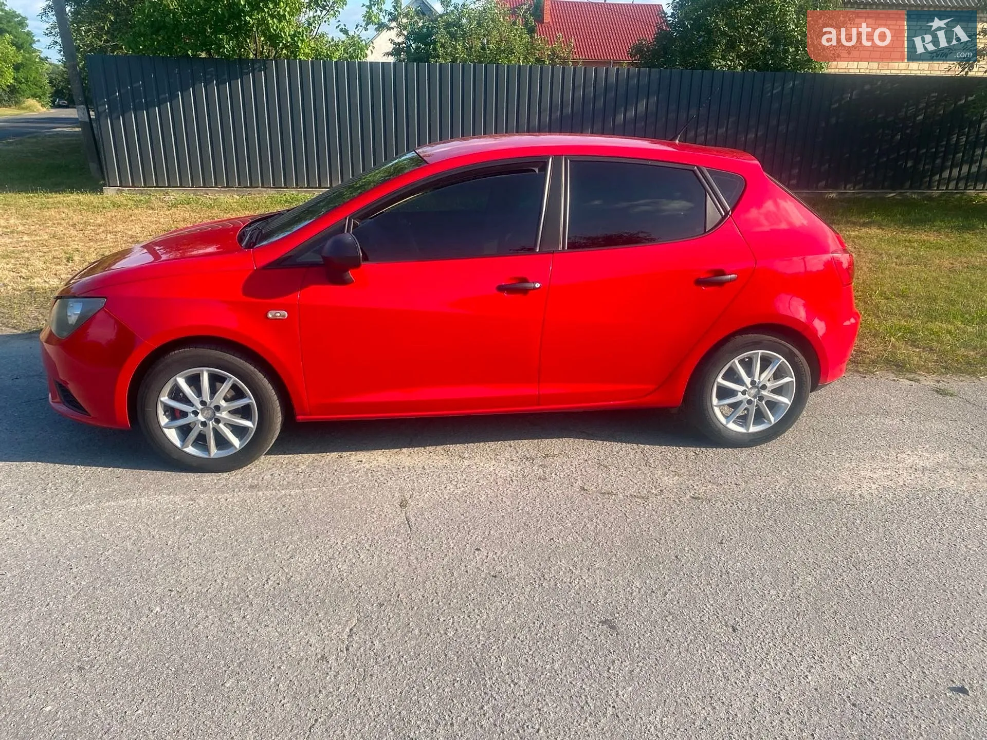 2014 SEAT Ibiza - мініатюра 2