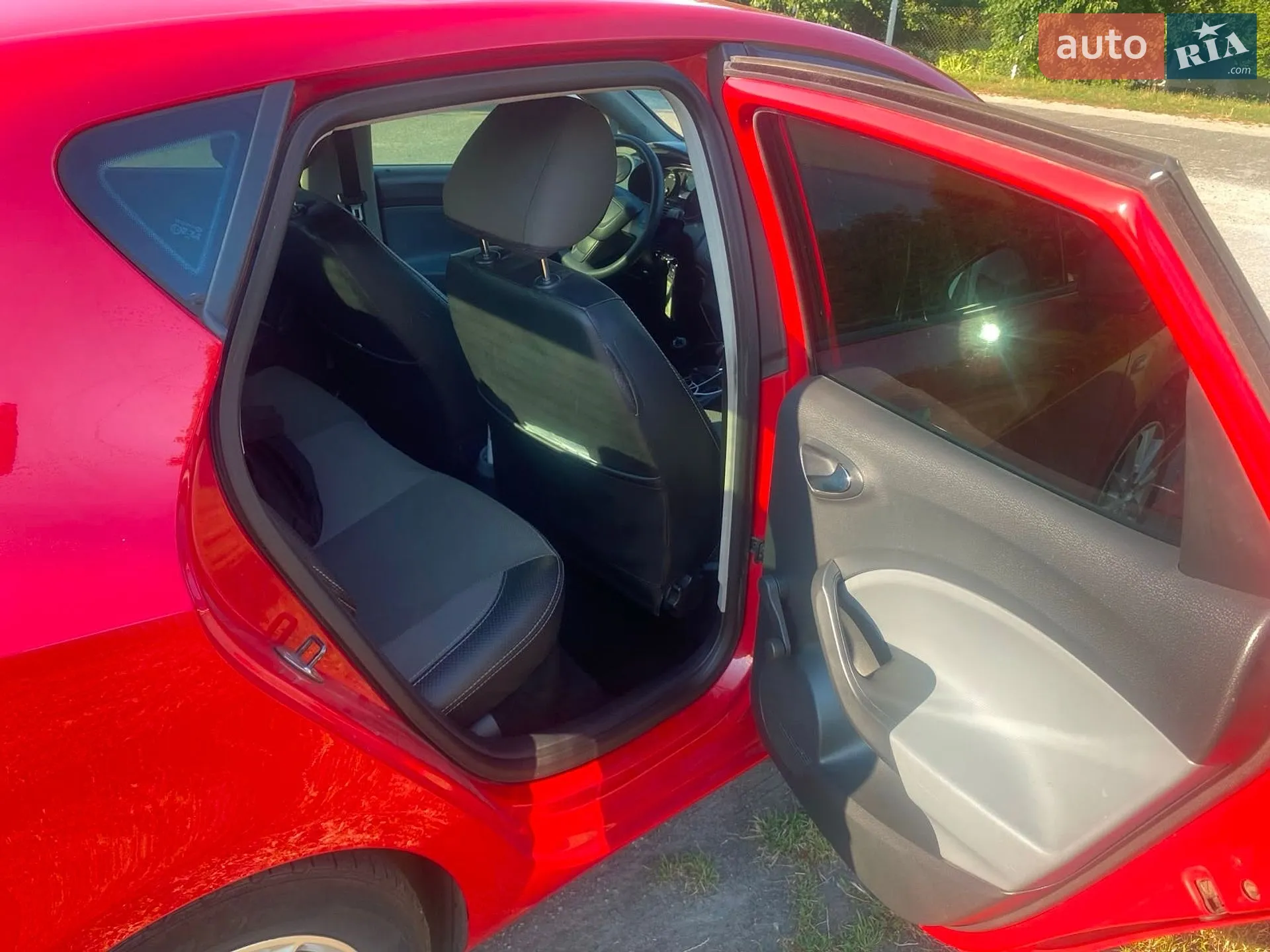 2014 SEAT Ibiza - мініатюра 10