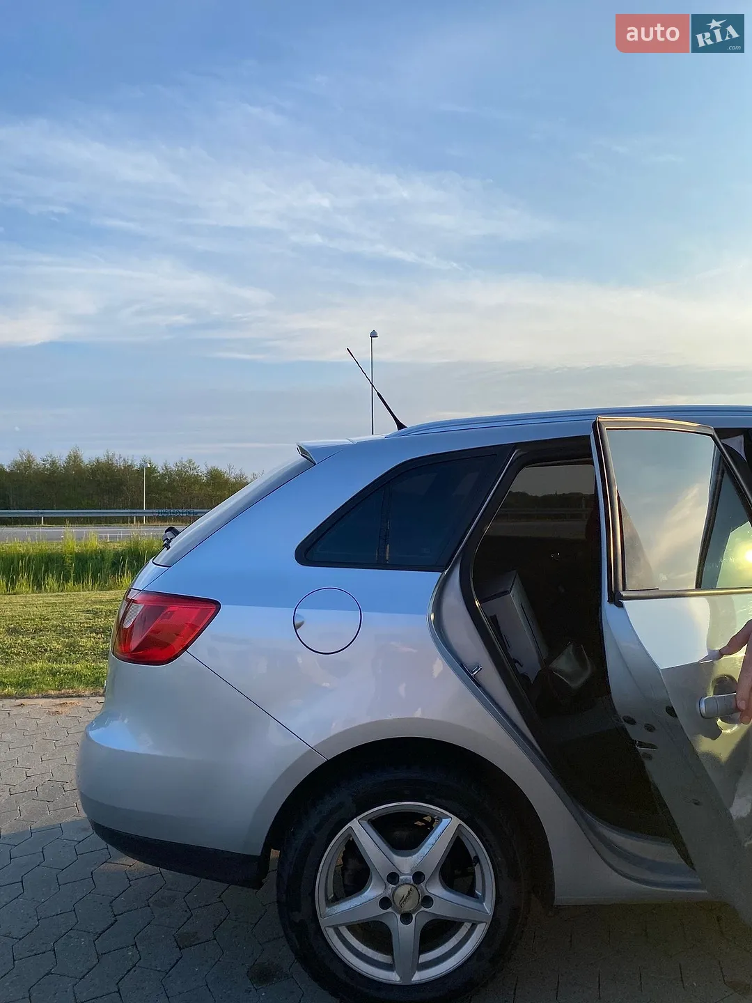 2015 SEAT Ibiza - мініатюра 15