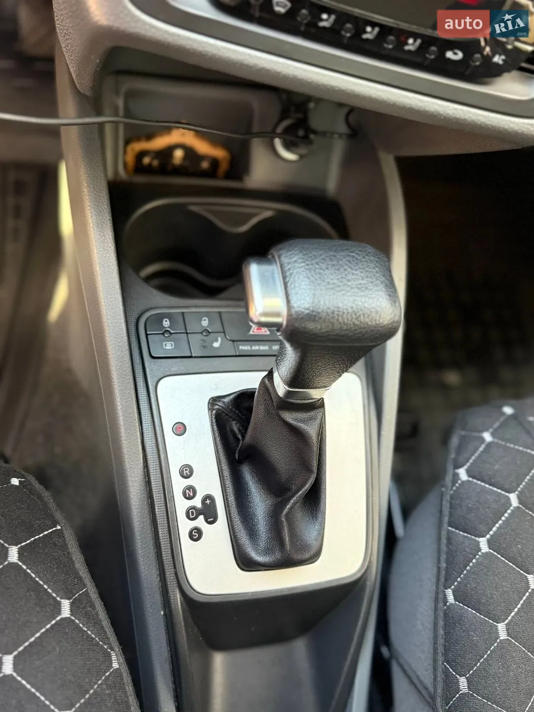 2011 SEAT Ibiza - мініатюра 18