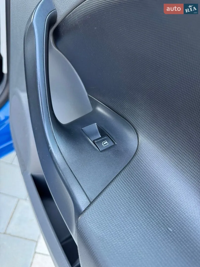 2011 SEAT Ibiza - мініатюра 20