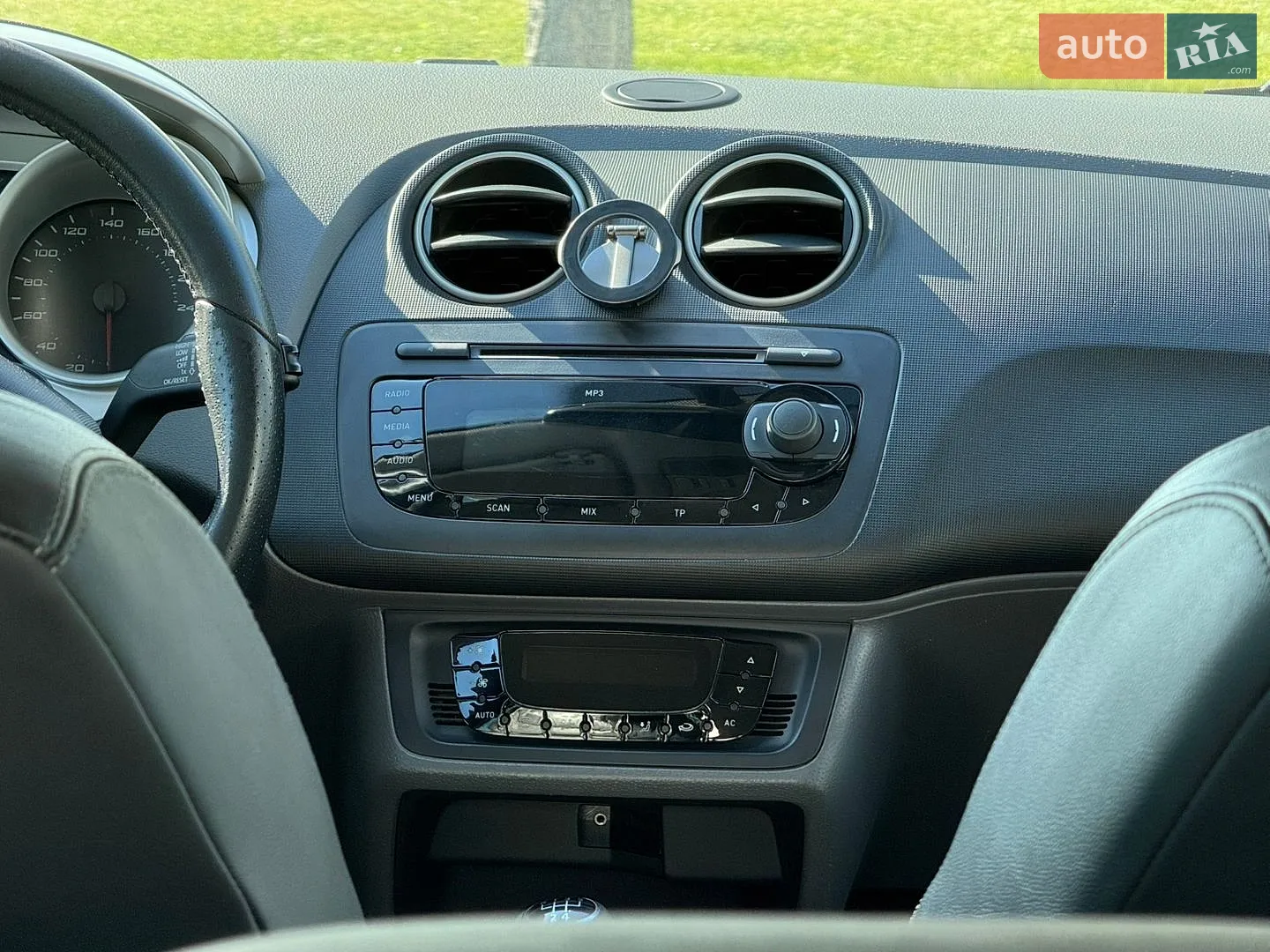 2011 SEAT Ibiza - мініатюра 38