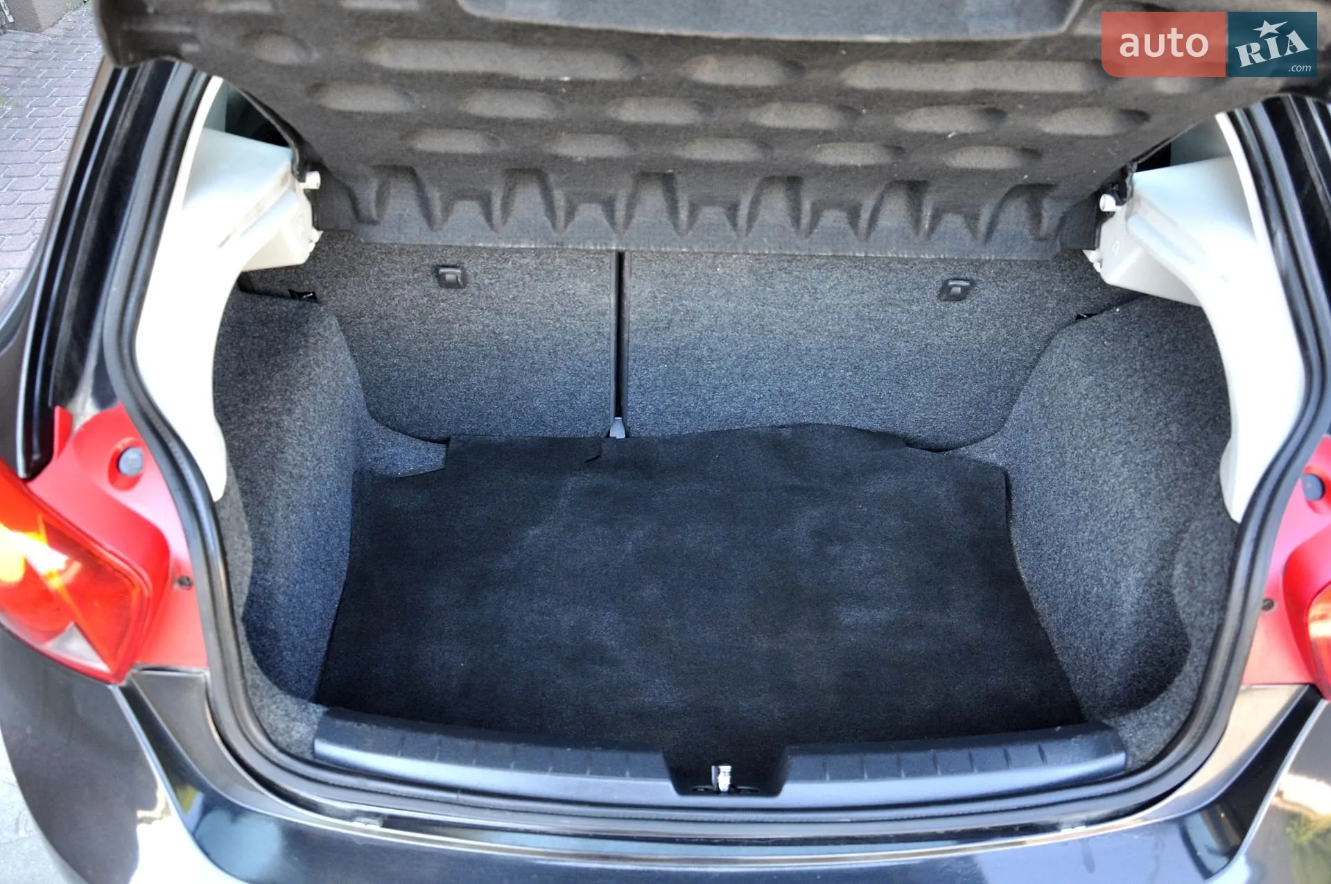 2011 SEAT Ibiza - мініатюра 19