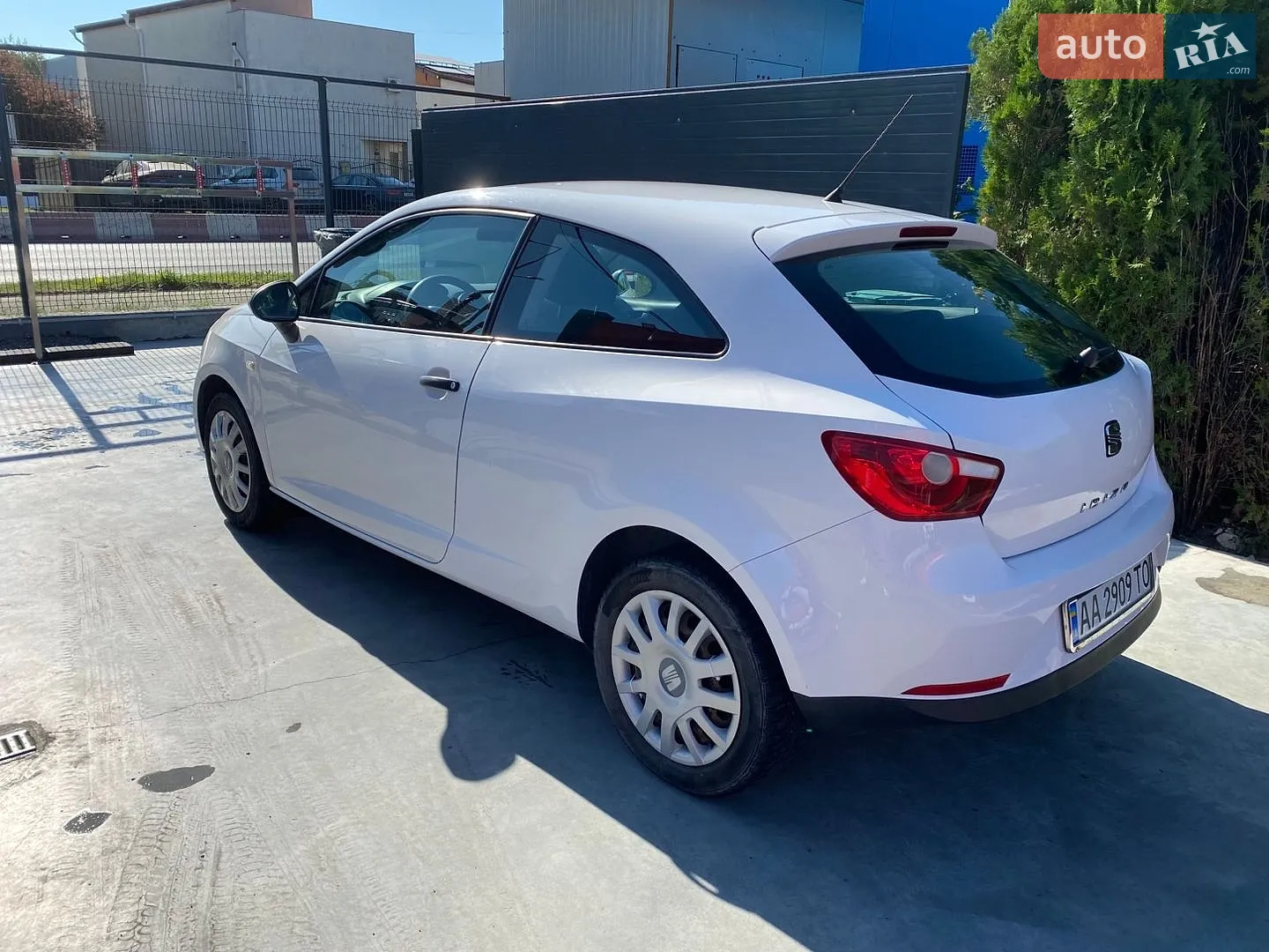 2012 SEAT Ibiza - мініатюра 4