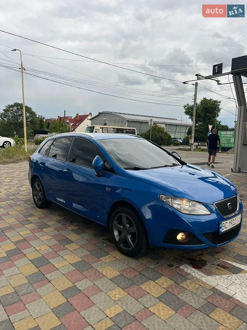 2011 SEAT Ibiza - мініатюра 2