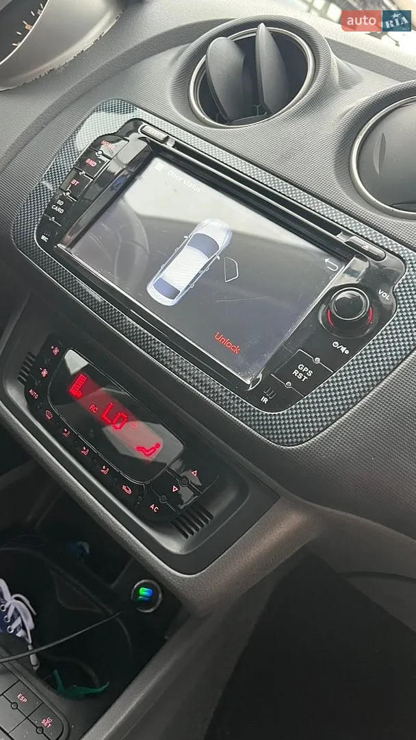 2011 SEAT Ibiza - мініатюра 14