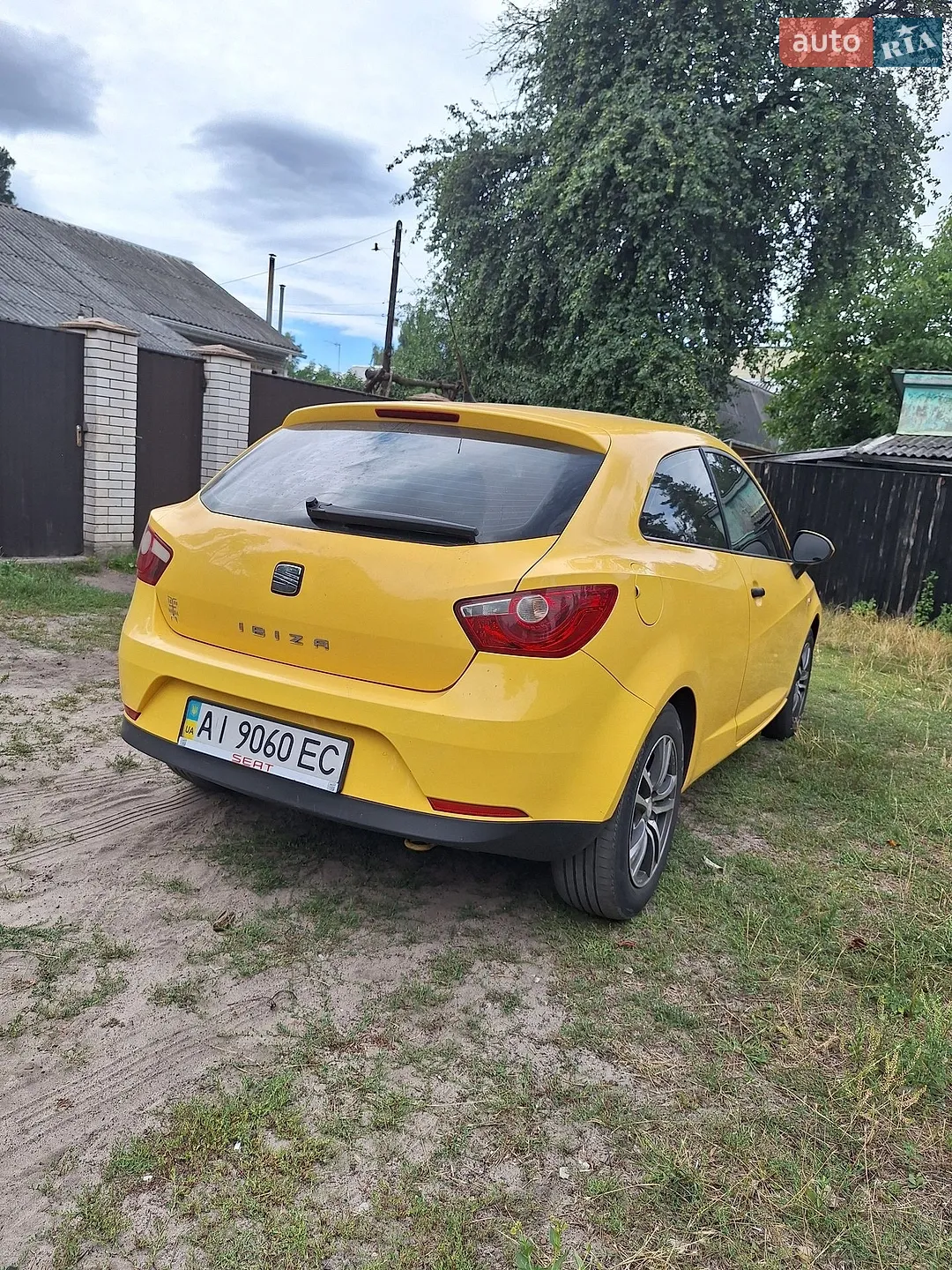 2010 SEAT Ibiza - мініатюра 3