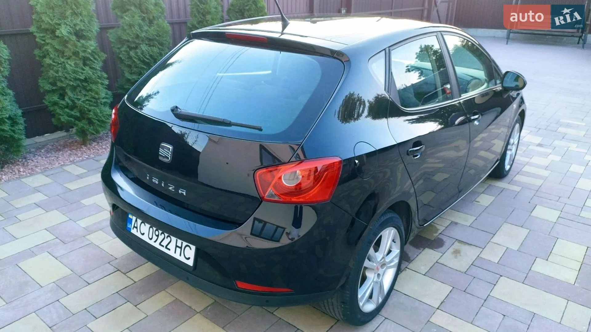 2010 SEAT Ibiza - мініатюра 4