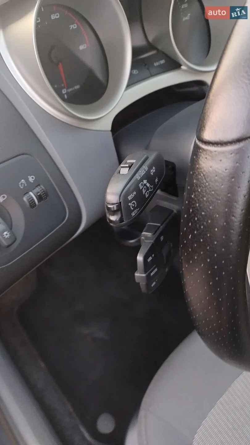 2010 SEAT Ibiza - мініатюра 14