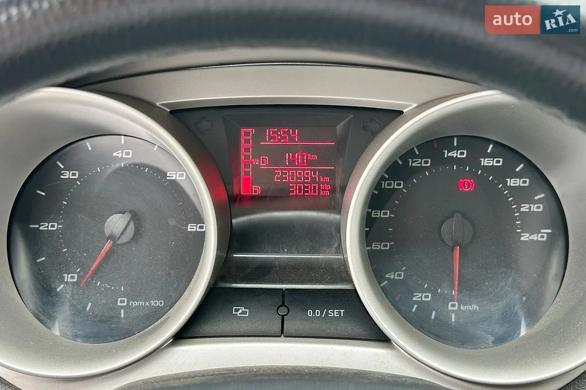 2011 SEAT Ibiza - мініатюра 16