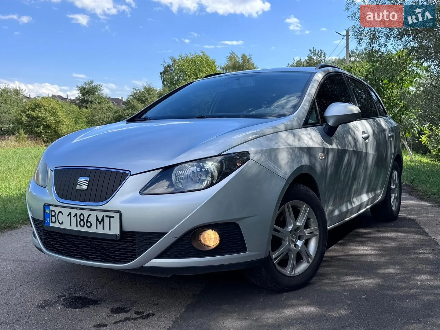 2011 SEAT Ibiza - мініатюра 2