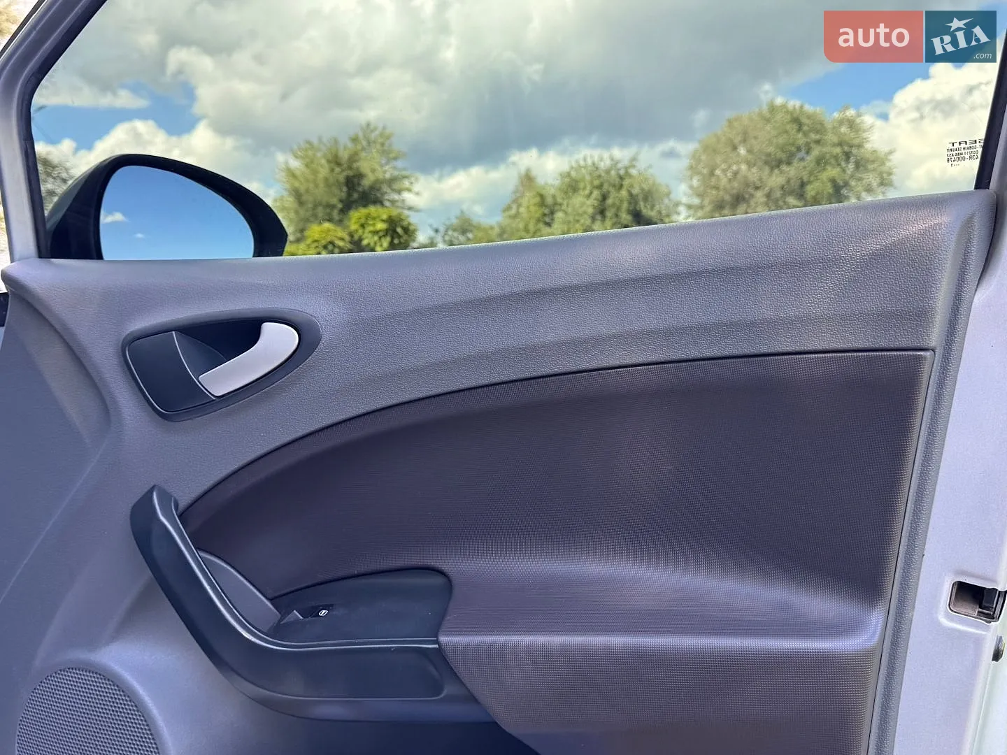 2011 SEAT Ibiza - мініатюра 11