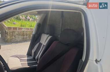 Вантажний фургон SEAT Inca 2001 в 