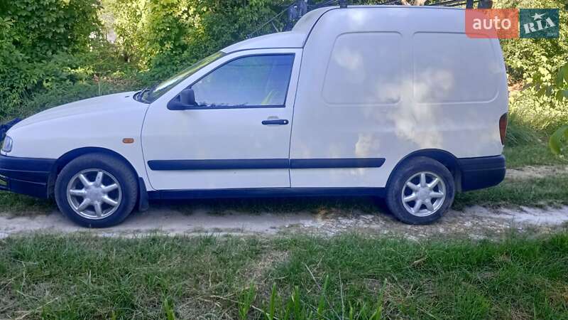 Вантажний фургон SEAT Inca 2000 в Львові
