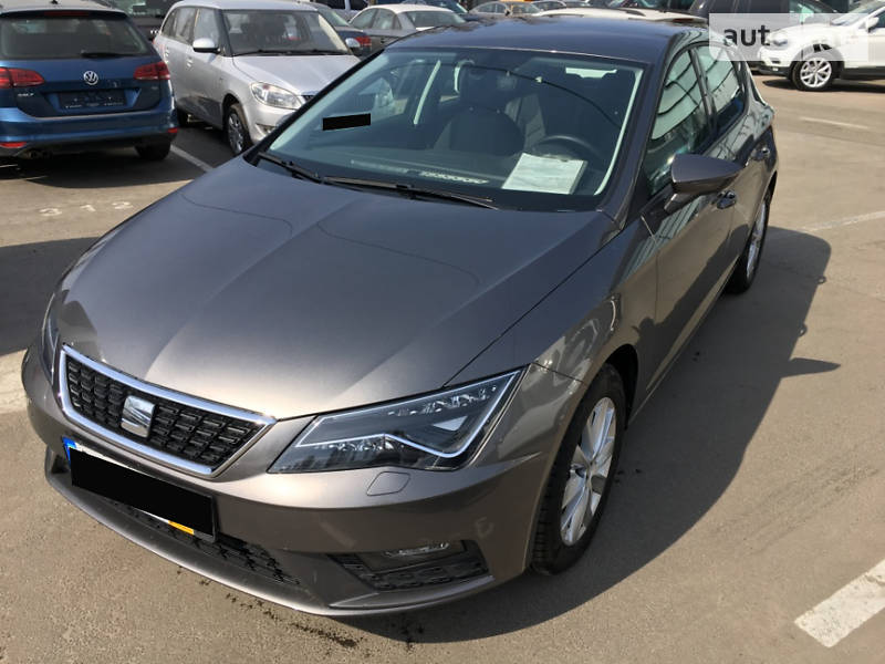 SEAT Leon 2017 года