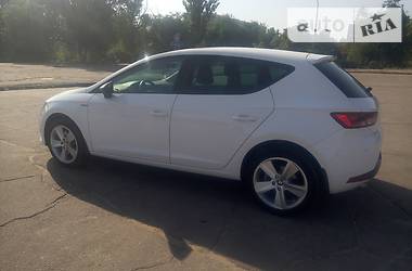 Хэтчбек SEAT Leon 2015 в Запорожье