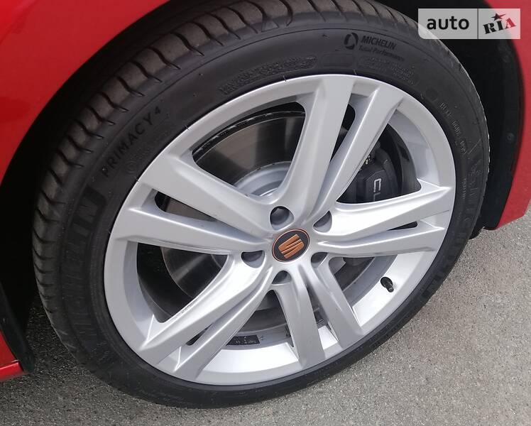 Универсал SEAT Leon 2019 в Киеве