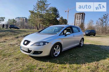 Хетчбек SEAT Leon 2006 в 