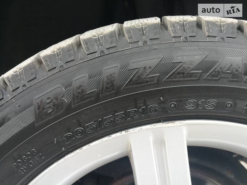 Хетчбек SEAT Leon 2006 в Дніпрі